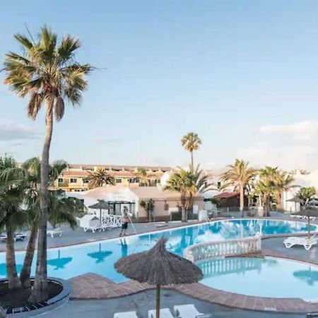 Lovely Apartment Near The Beach With Pool & Wifi Caleta De Fuste Exterior photo