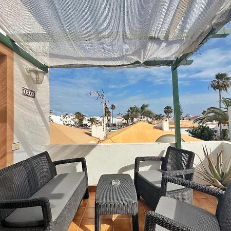 Lovely Apartment Near The Beach With Pool & Wifi Caleta De Fuste Exterior photo